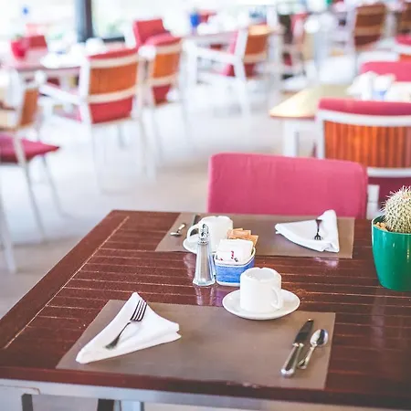 Hotel Livvo Risco Del Gato 4*