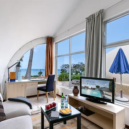 Otel Livvo Risco Del Gato