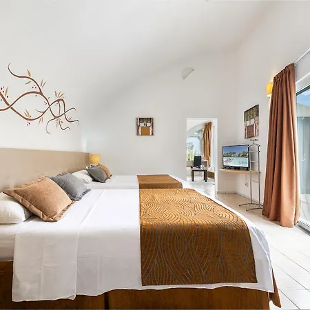 Otel Livvo Risco Del Gato 4*