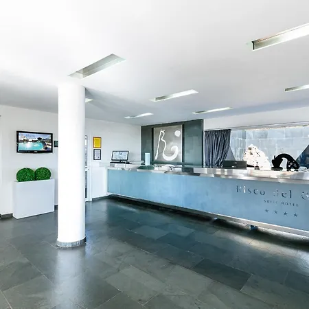 Otel Livvo Risco Del Gato
