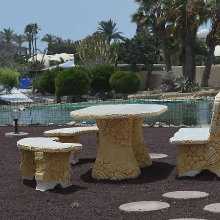 Отель Livvo Risco Del Gato Коста Калма