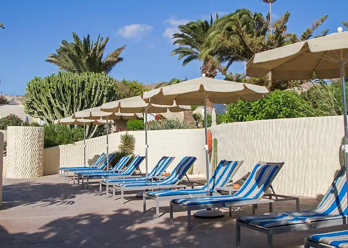 Livvo Risco Del Gato קוסטה קלמה